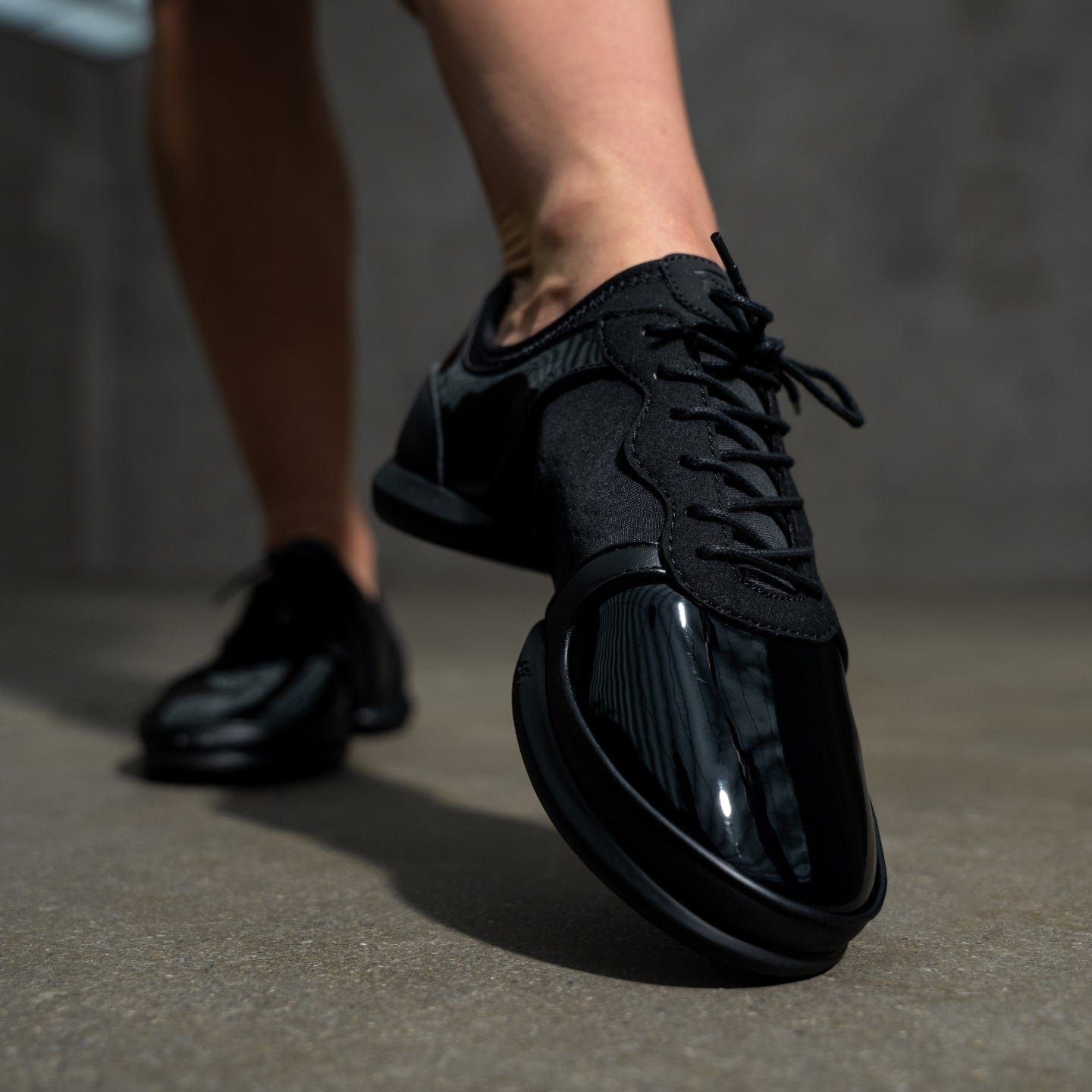 Fuego Sneakers Derek Hough | Split-sole