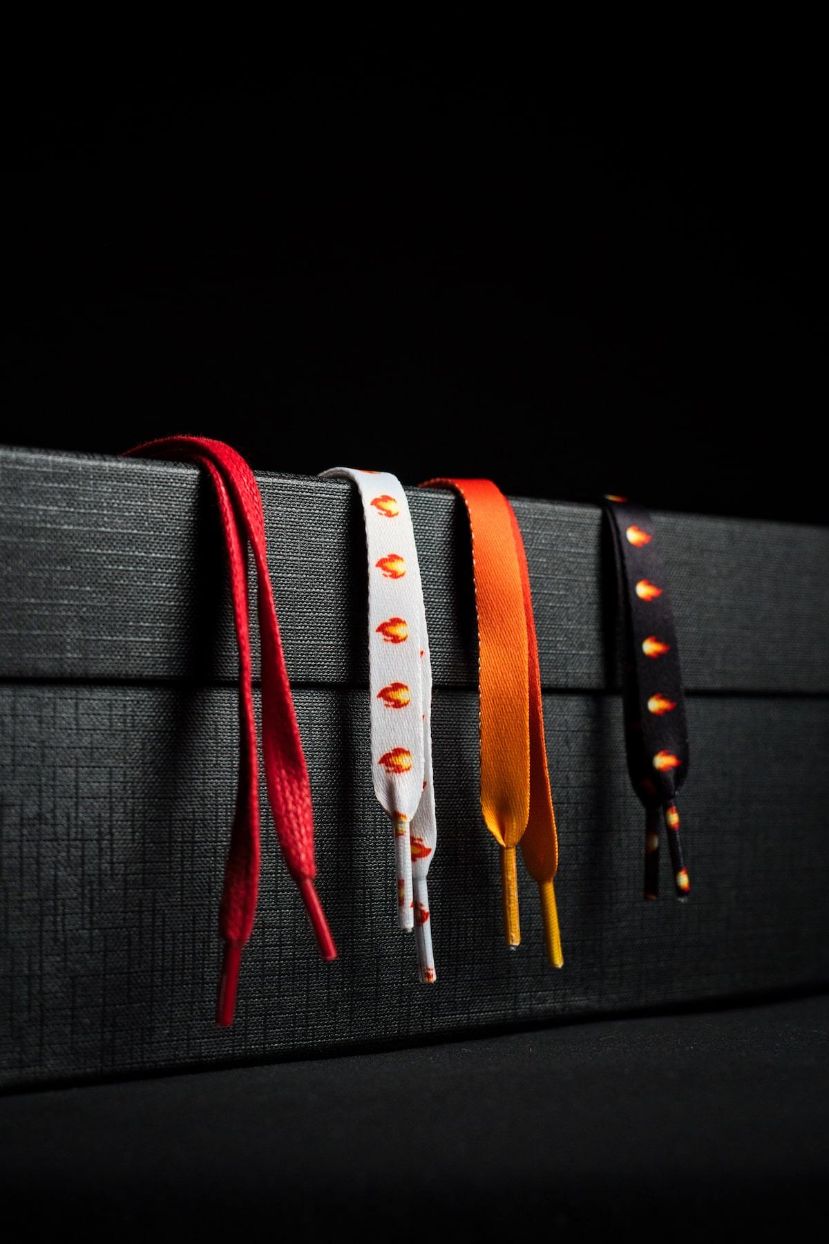 Fuego Laces | (Fire / White)