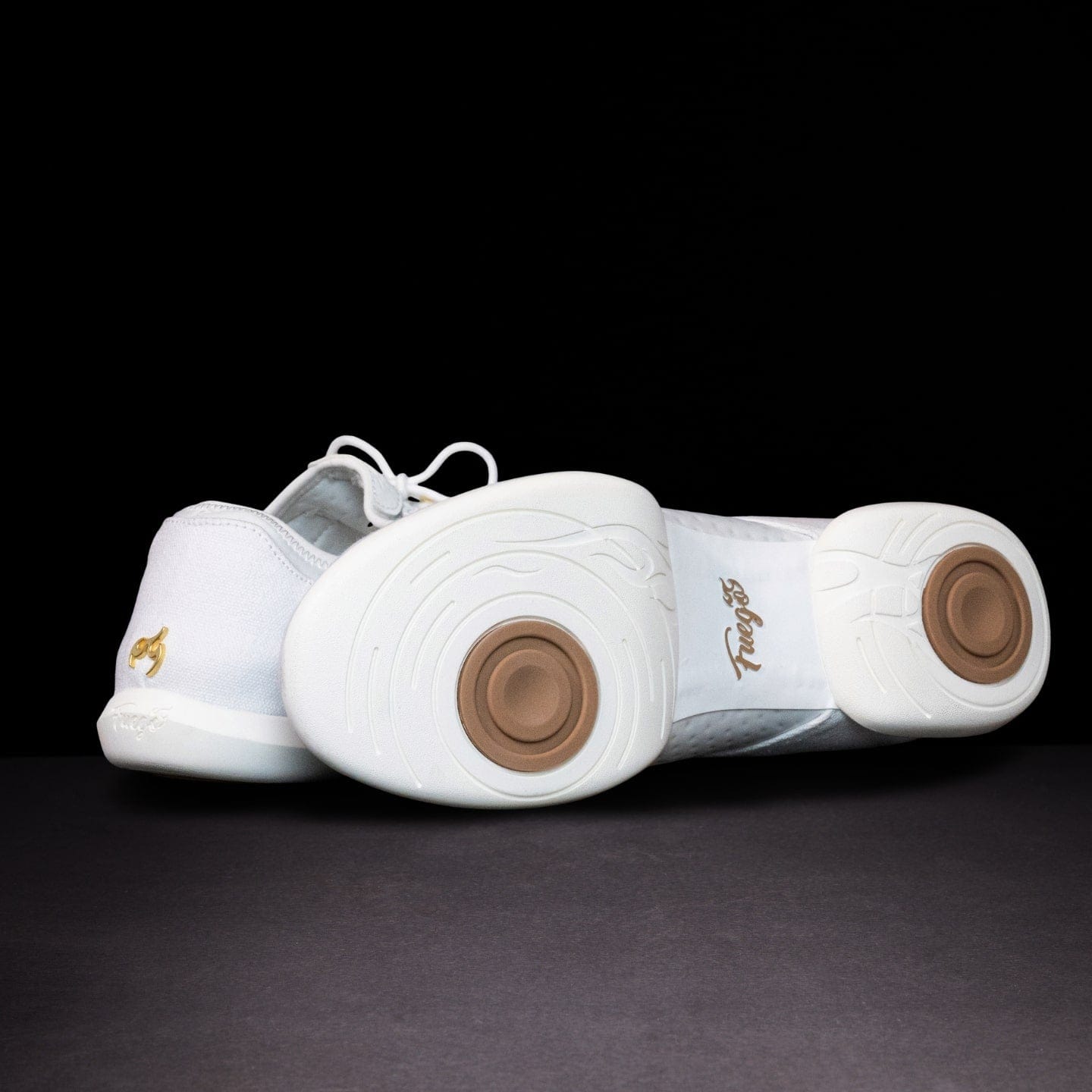 Sole white deals