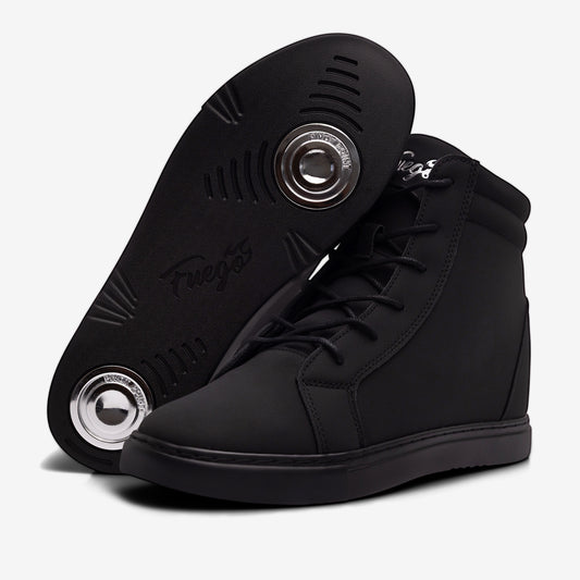 All-black Wedge