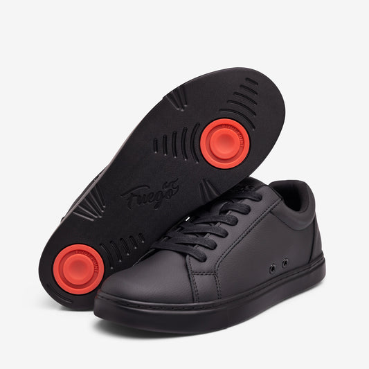 All-black Low-top