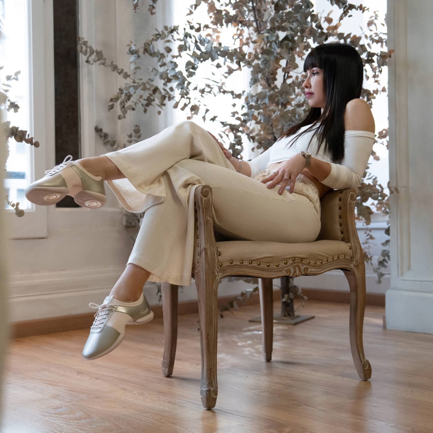 Fuego, Inc. Sneakers Champagne Split-sole