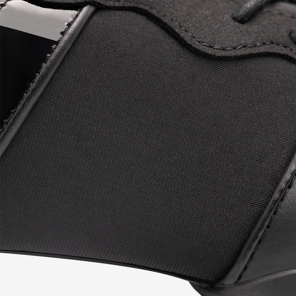 Fuego Sneakers Derek Hough Split-sole