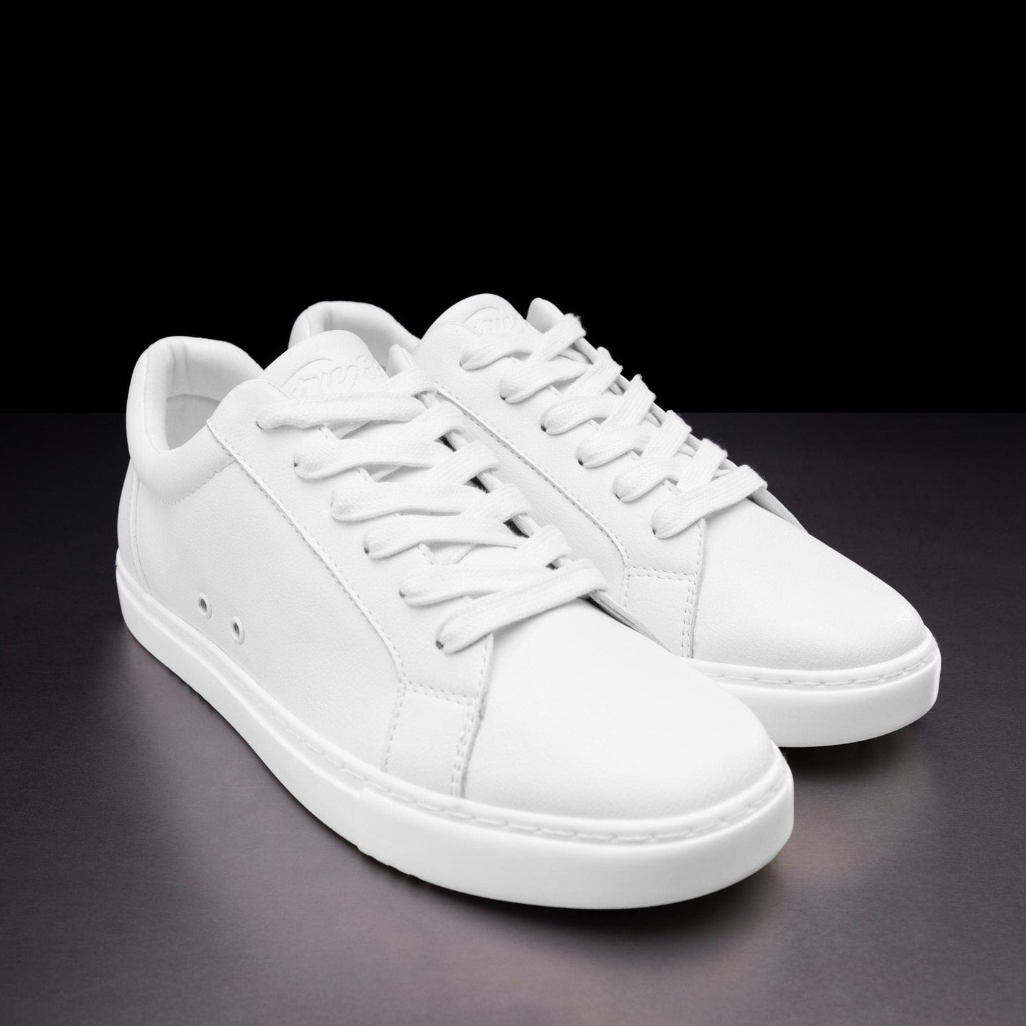 Fuego Sneakers White | Low-top